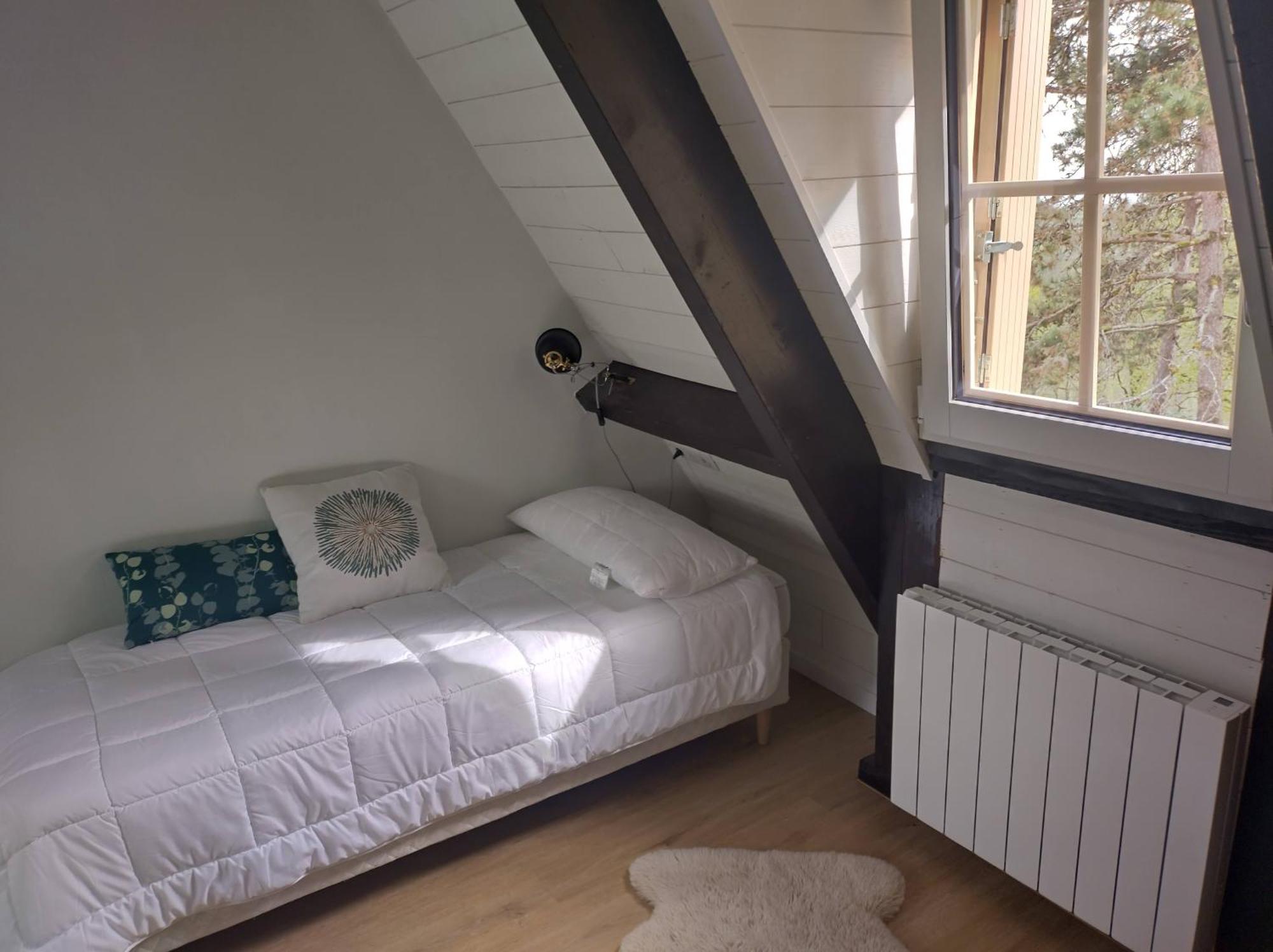 Les Bernardies Simeyrols Pokoj fotografie